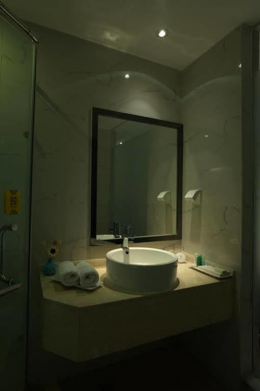 Chengdu Xuanya Yingyue Hotel מראה חיצוני תמונה