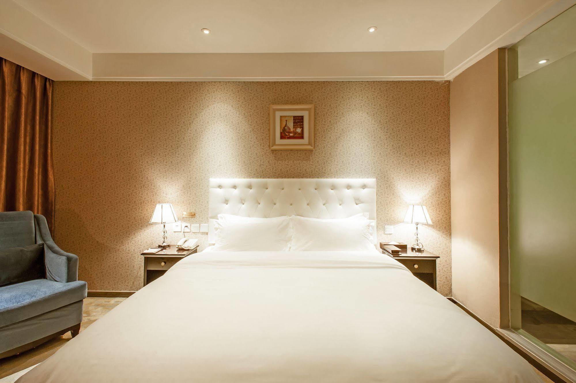 Chengdu Xuanya Yingyue Hotel מראה חיצוני תמונה