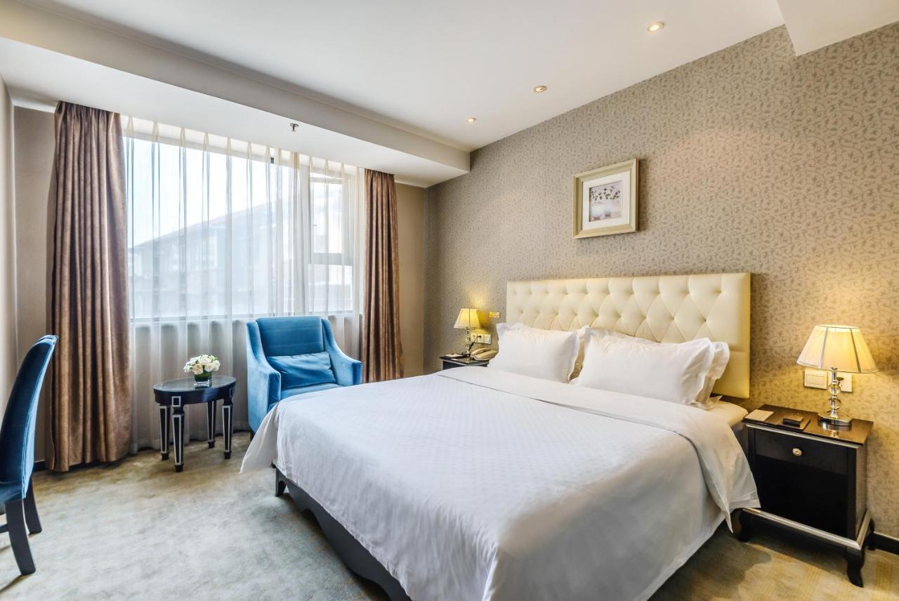 Chengdu Xuanya Yingyue Hotel מראה חיצוני תמונה